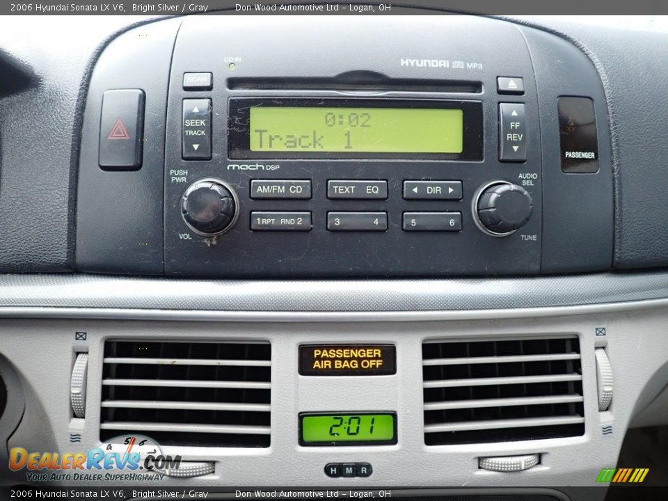 2006 Hyundai Sonata LX V6 Bright Silver / Gray Photo #24