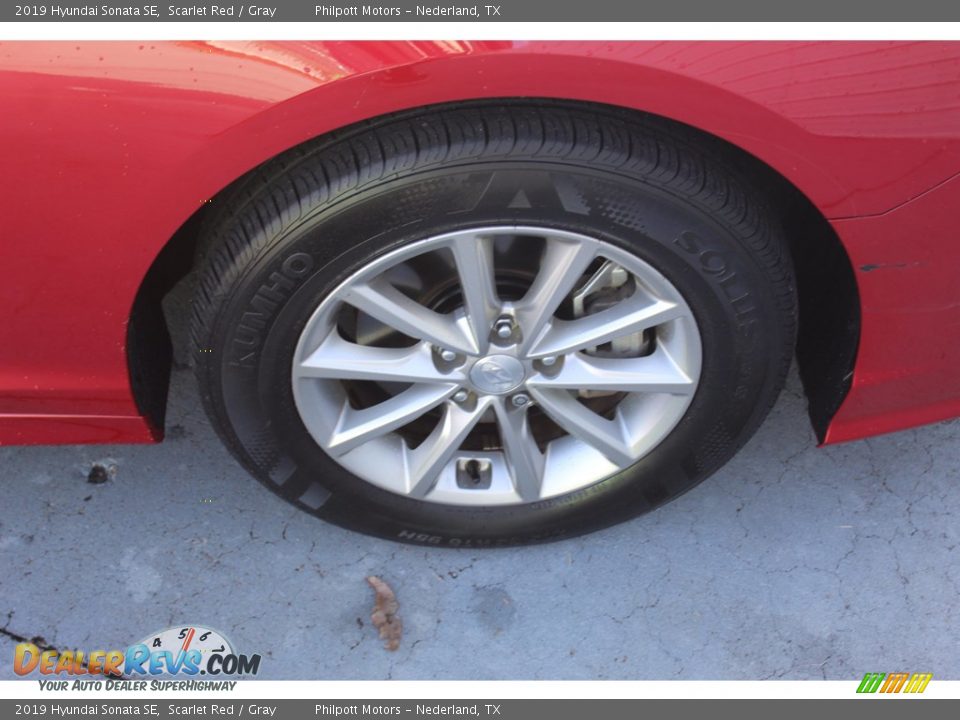 2019 Hyundai Sonata SE Scarlet Red / Gray Photo #13
