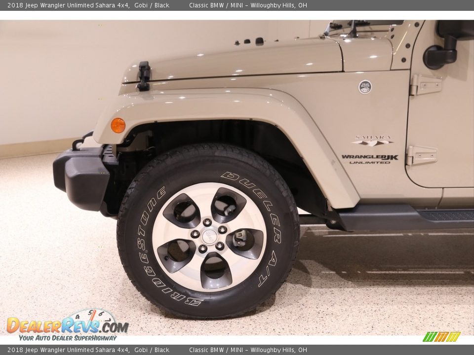 2018 Jeep Wrangler Unlimited Sahara 4x4 Gobi / Black Photo #18