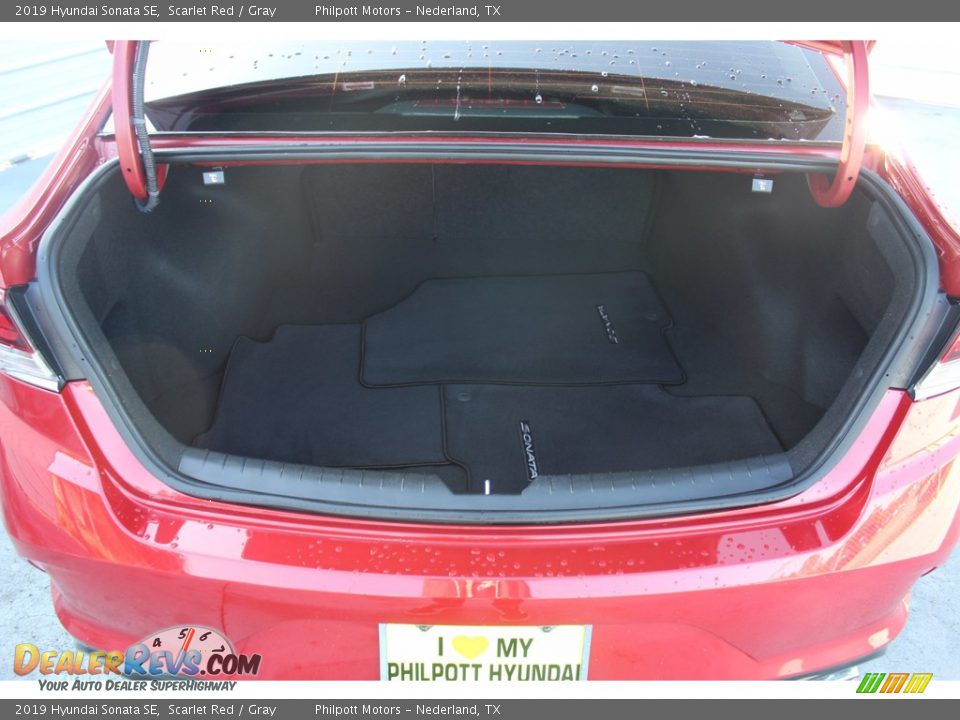 2019 Hyundai Sonata SE Scarlet Red / Gray Photo #27