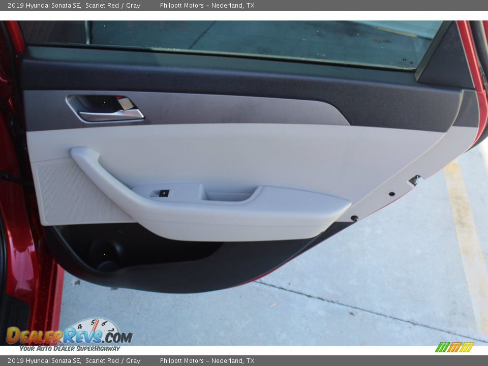 2019 Hyundai Sonata SE Scarlet Red / Gray Photo #28
