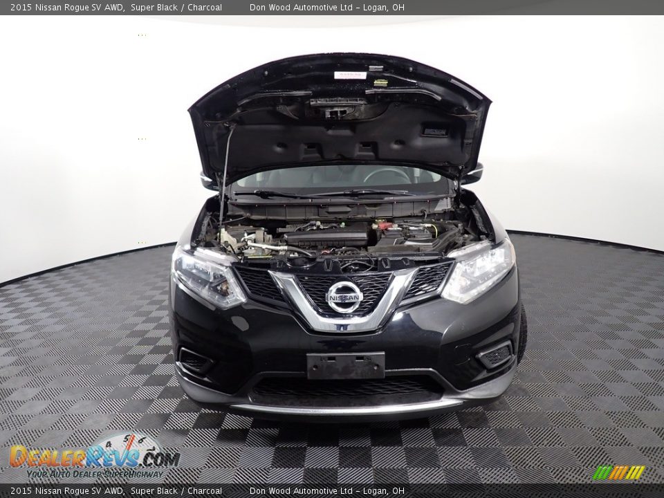 2015 Nissan Rogue SV AWD Super Black / Charcoal Photo #5