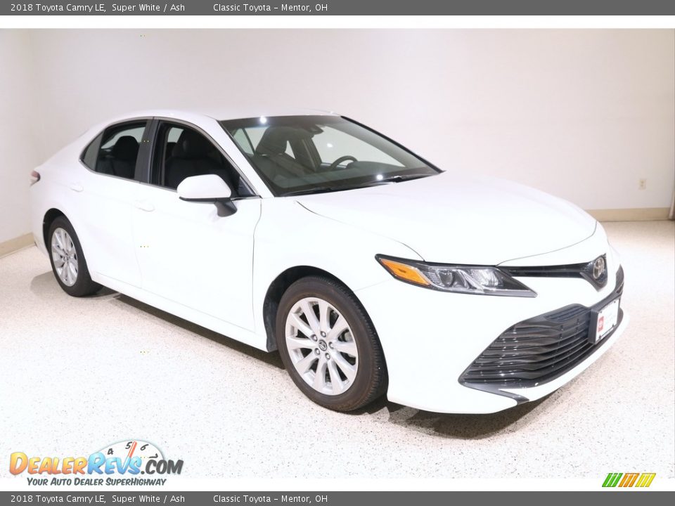 2018 Toyota Camry LE Super White / Ash Photo #1