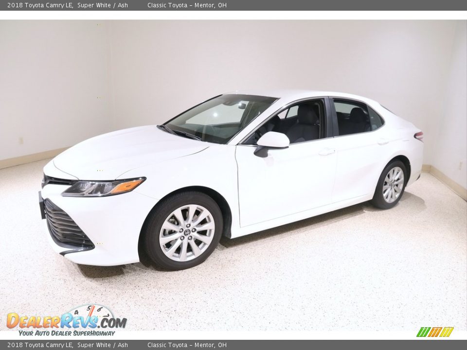 2018 Toyota Camry LE Super White / Ash Photo #3