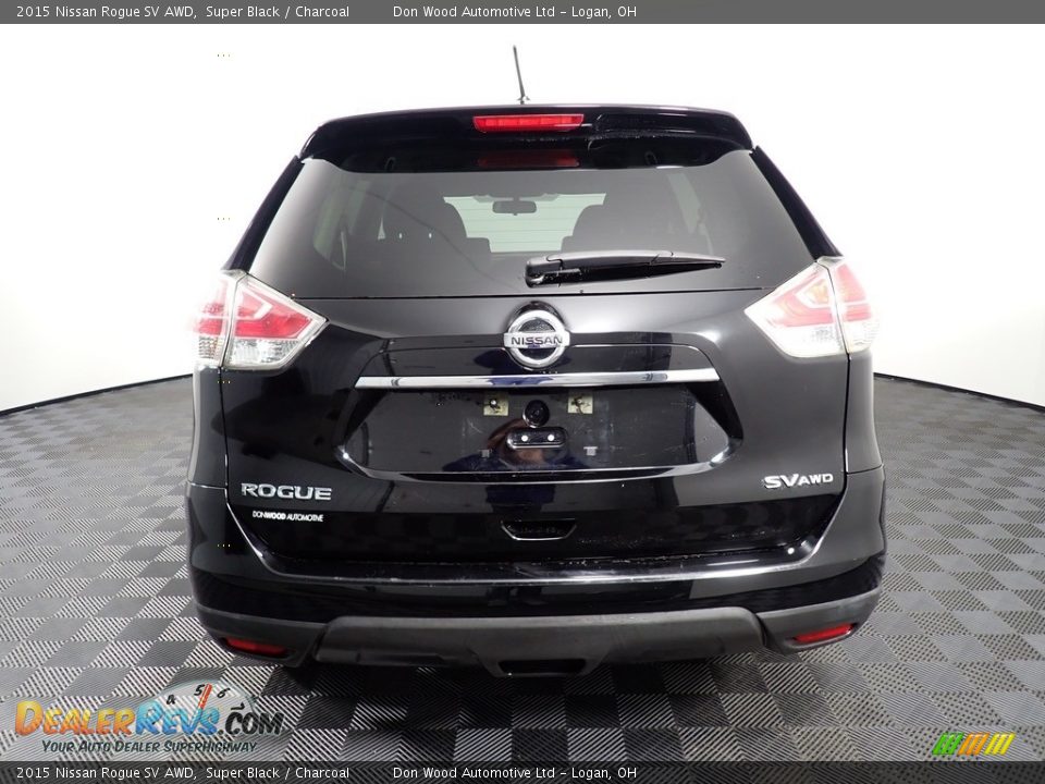 2015 Nissan Rogue SV AWD Super Black / Charcoal Photo #11