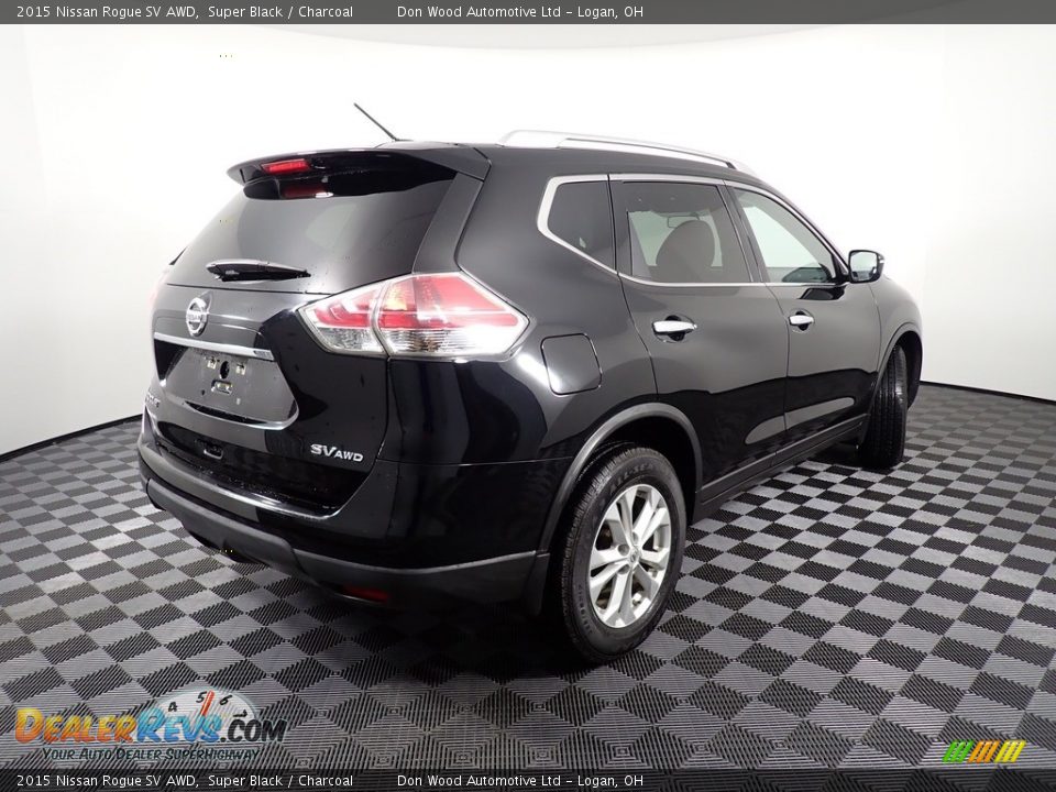 2015 Nissan Rogue SV AWD Super Black / Charcoal Photo #15