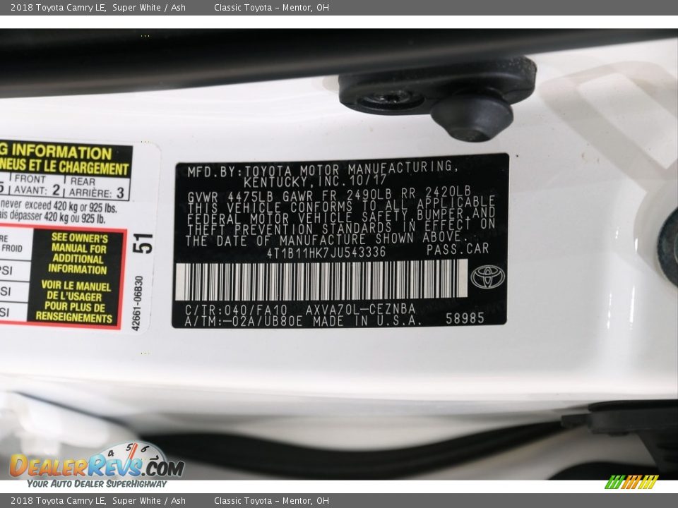 2018 Toyota Camry LE Super White / Ash Photo #21