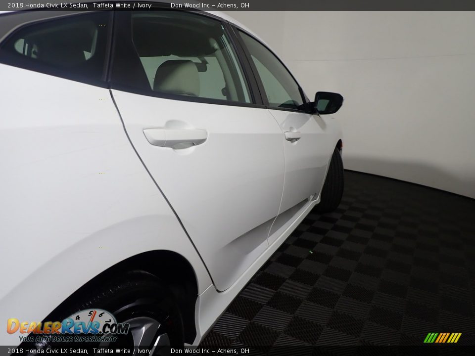 2018 Honda Civic LX Sedan Taffeta White / Ivory Photo #10