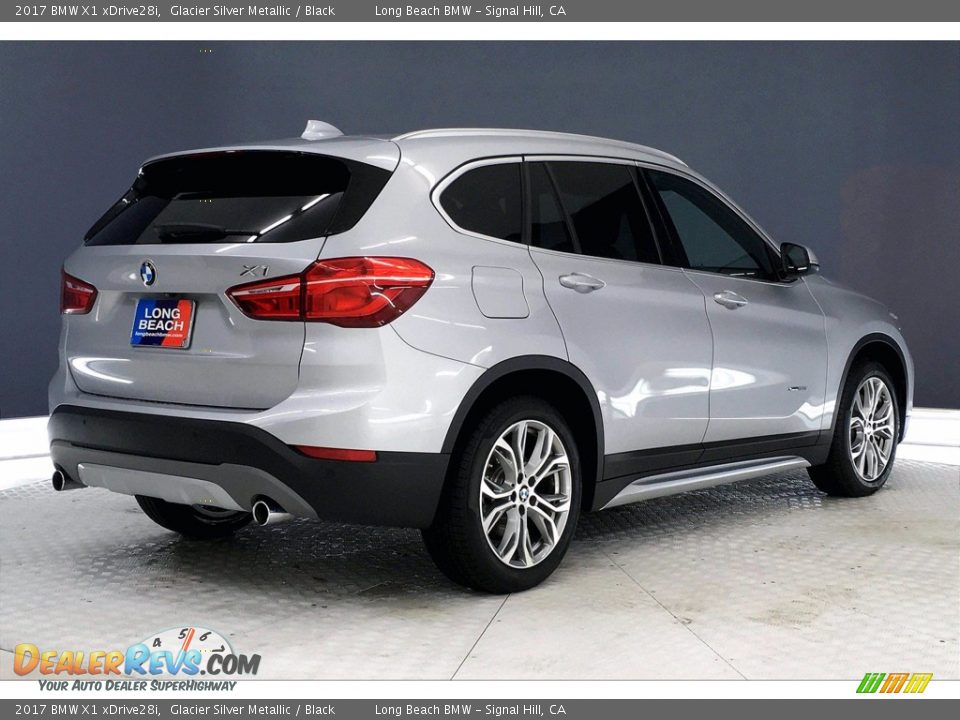 2017 BMW X1 xDrive28i Glacier Silver Metallic / Black Photo #13