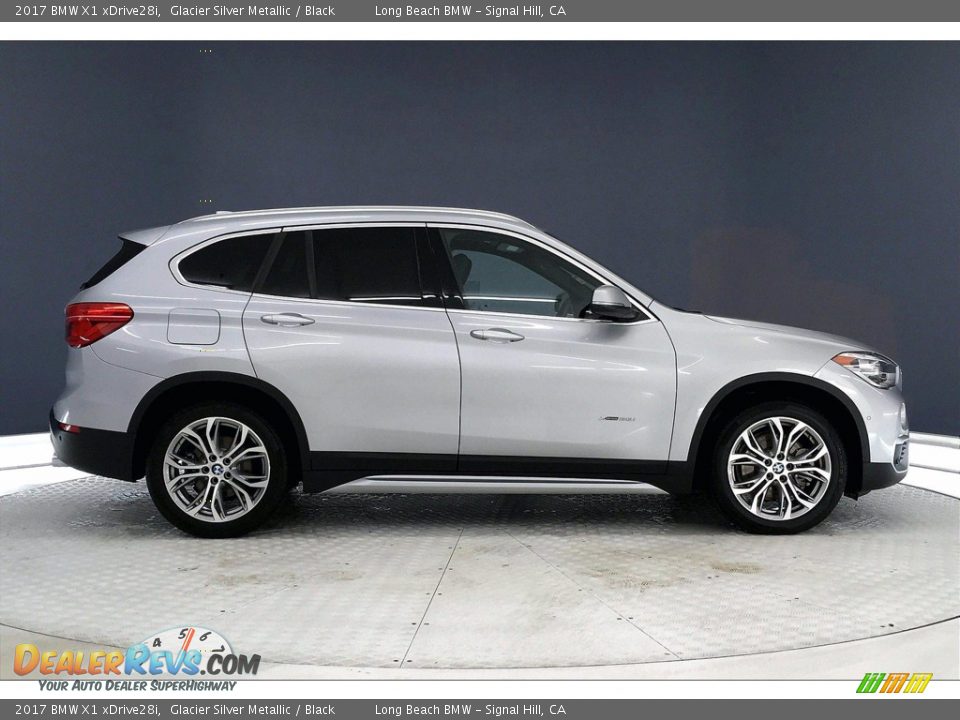 2017 BMW X1 xDrive28i Glacier Silver Metallic / Black Photo #14