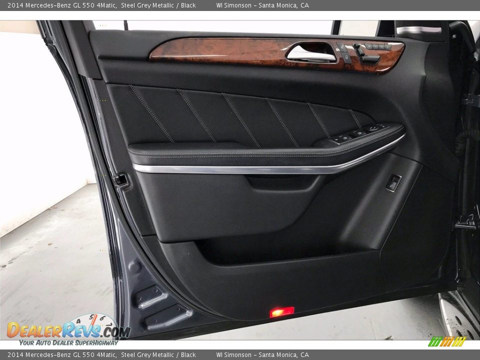 Door Panel of 2014 Mercedes-Benz GL 550 4Matic Photo #26