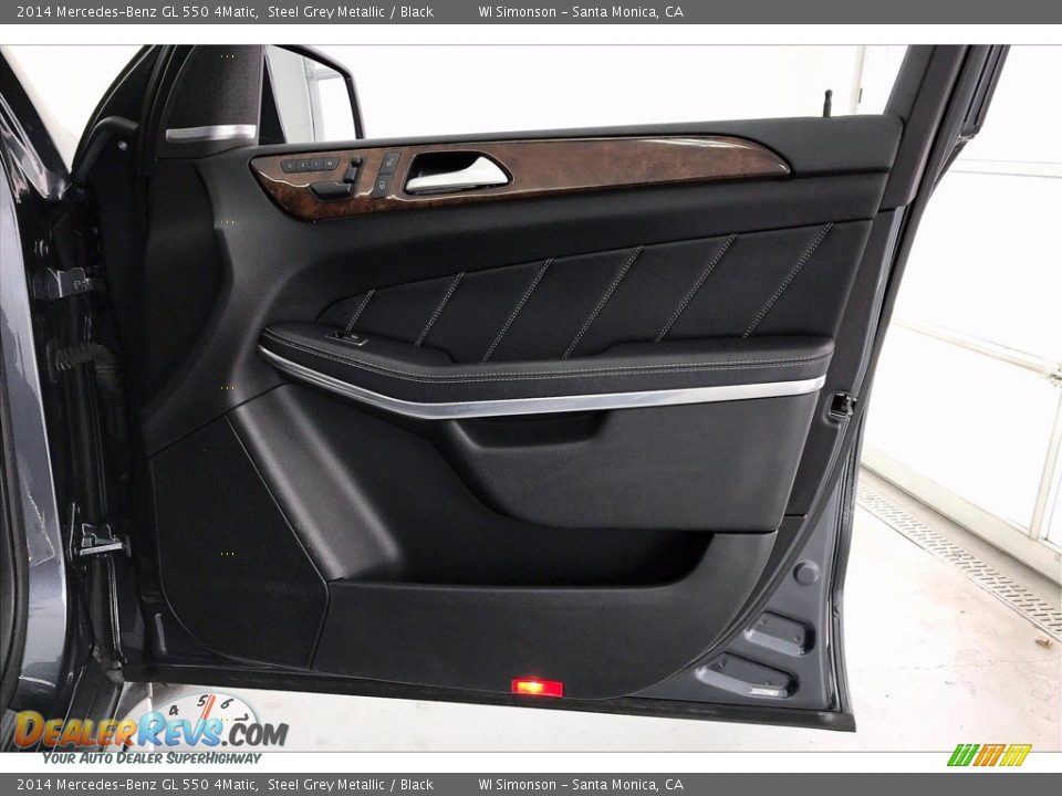 Door Panel of 2014 Mercedes-Benz GL 550 4Matic Photo #27