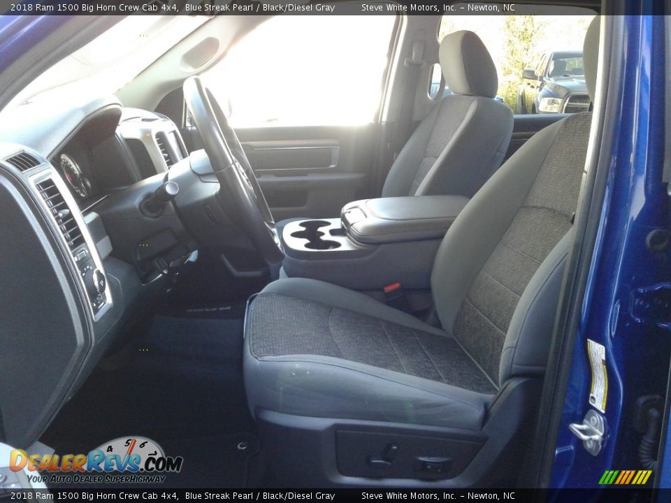 2018 Ram 1500 Big Horn Crew Cab 4x4 Blue Streak Pearl / Black/Diesel Gray Photo #11
