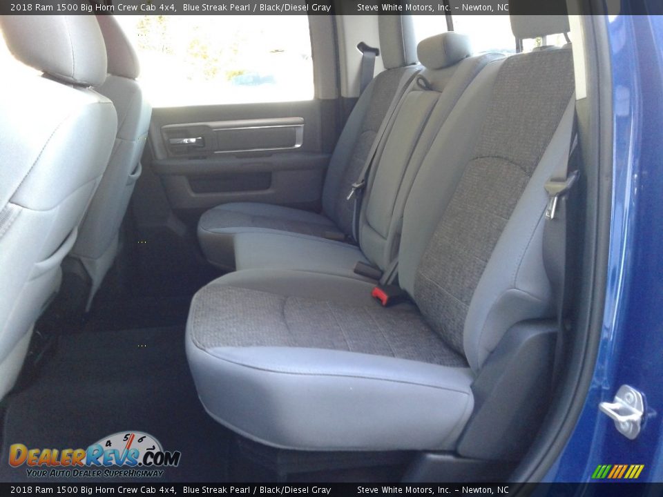 2018 Ram 1500 Big Horn Crew Cab 4x4 Blue Streak Pearl / Black/Diesel Gray Photo #14