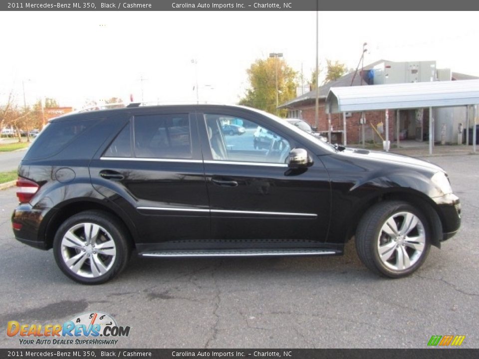 2011 Mercedes-Benz ML 350 Black / Cashmere Photo #11