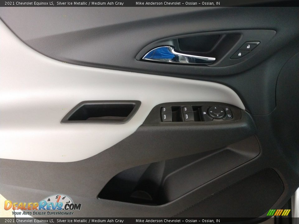 2021 Chevrolet Equinox LS Silver Ice Metallic / Medium Ash Gray Photo #22