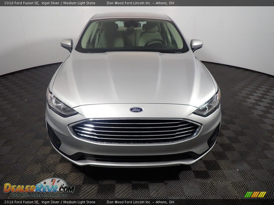 2019 Ford Fusion SE Ingot Silver / Medium Light Stone Photo #35