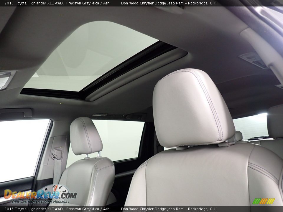 2015 Toyota Highlander XLE AWD Predawn Gray Mica / Ash Photo #2