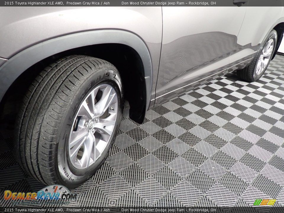 2015 Toyota Highlander XLE AWD Predawn Gray Mica / Ash Photo #10