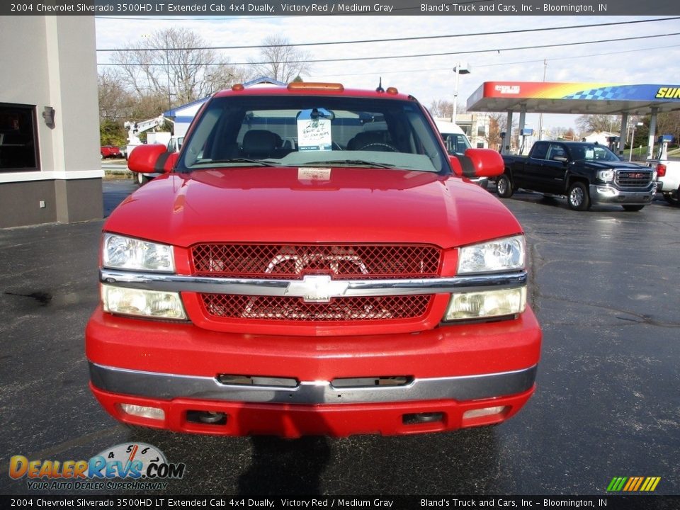 2004 Chevrolet Silverado 3500HD LT Extended Cab 4x4 Dually Victory Red / Medium Gray Photo #25