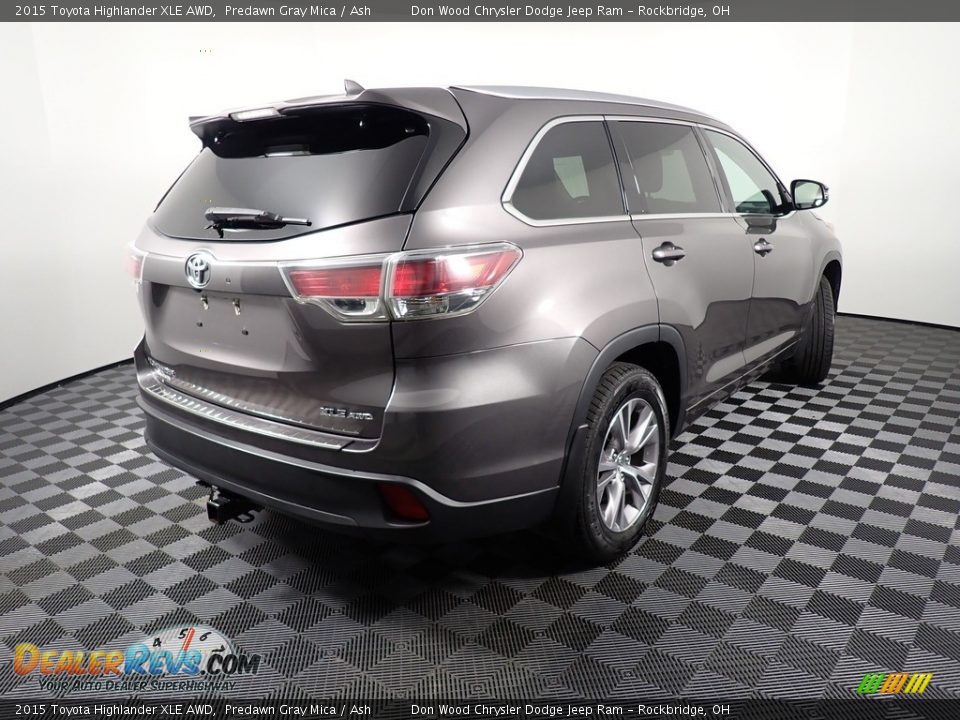2015 Toyota Highlander XLE AWD Predawn Gray Mica / Ash Photo #22