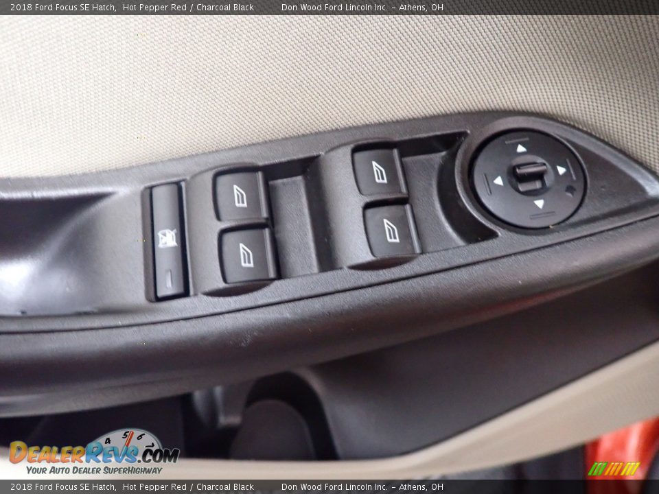 2018 Ford Focus SE Hatch Hot Pepper Red / Charcoal Black Photo #15