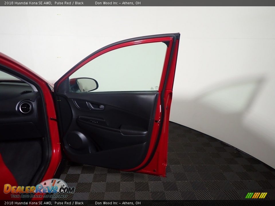 2018 Hyundai Kona SE AWD Pulse Red / Black Photo #34