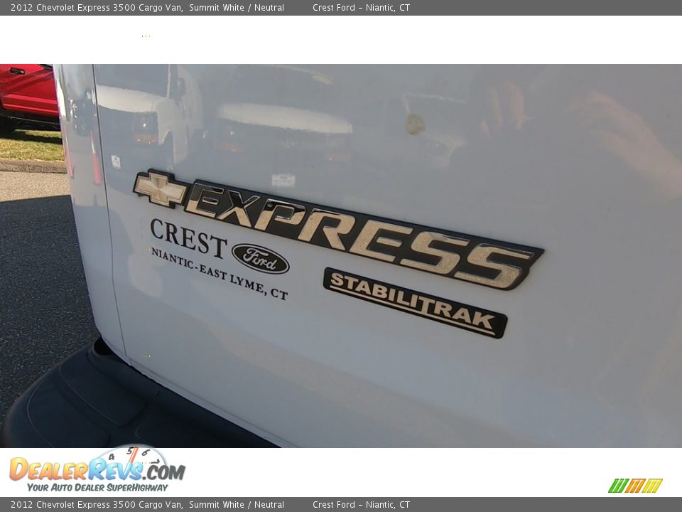 2012 Chevrolet Express 3500 Cargo Van Summit White / Neutral Photo #9