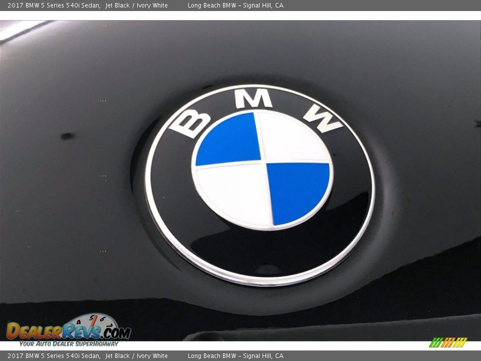 2017 BMW 5 Series 540i Sedan Jet Black / Ivory White Photo #33