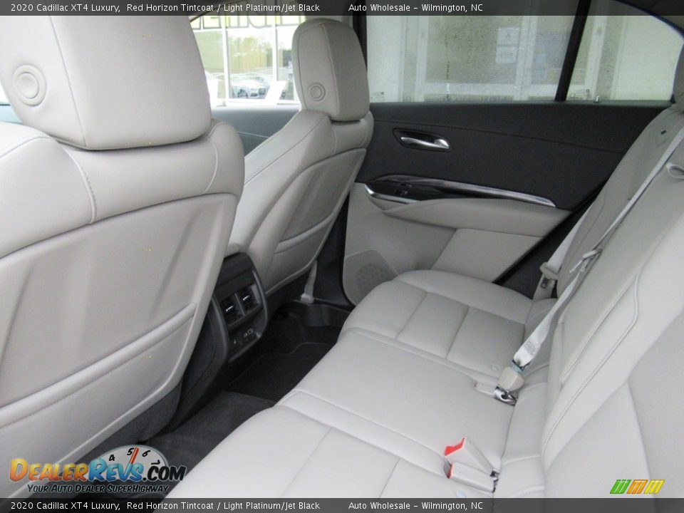 2020 Cadillac XT4 Luxury Red Horizon Tintcoat / Light Platinum/Jet Black Photo #11