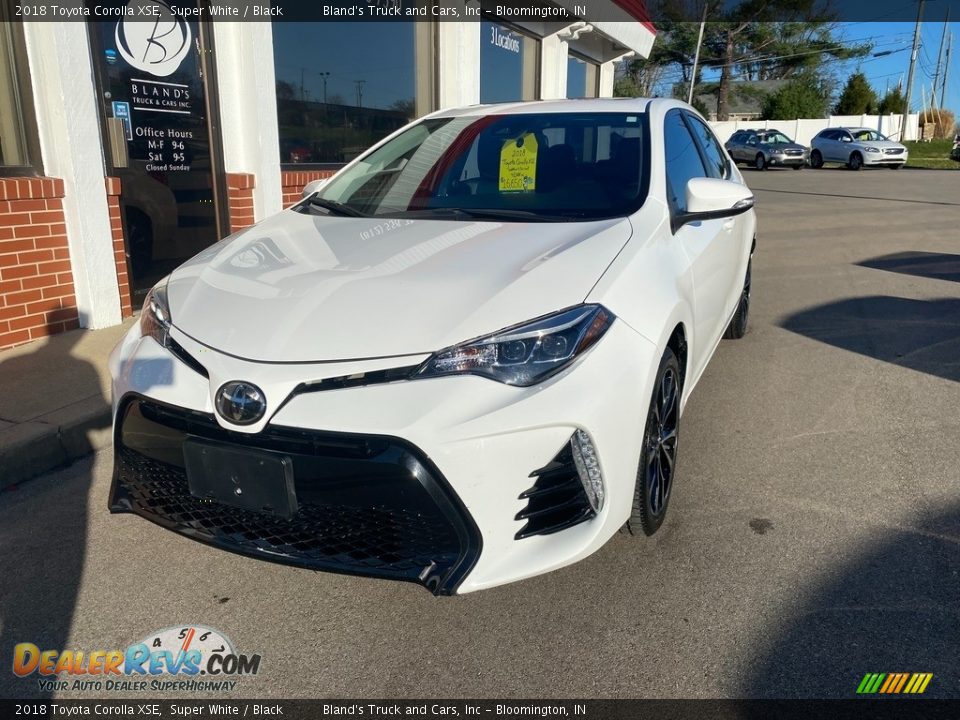 2018 Toyota Corolla XSE Super White / Black Photo #2