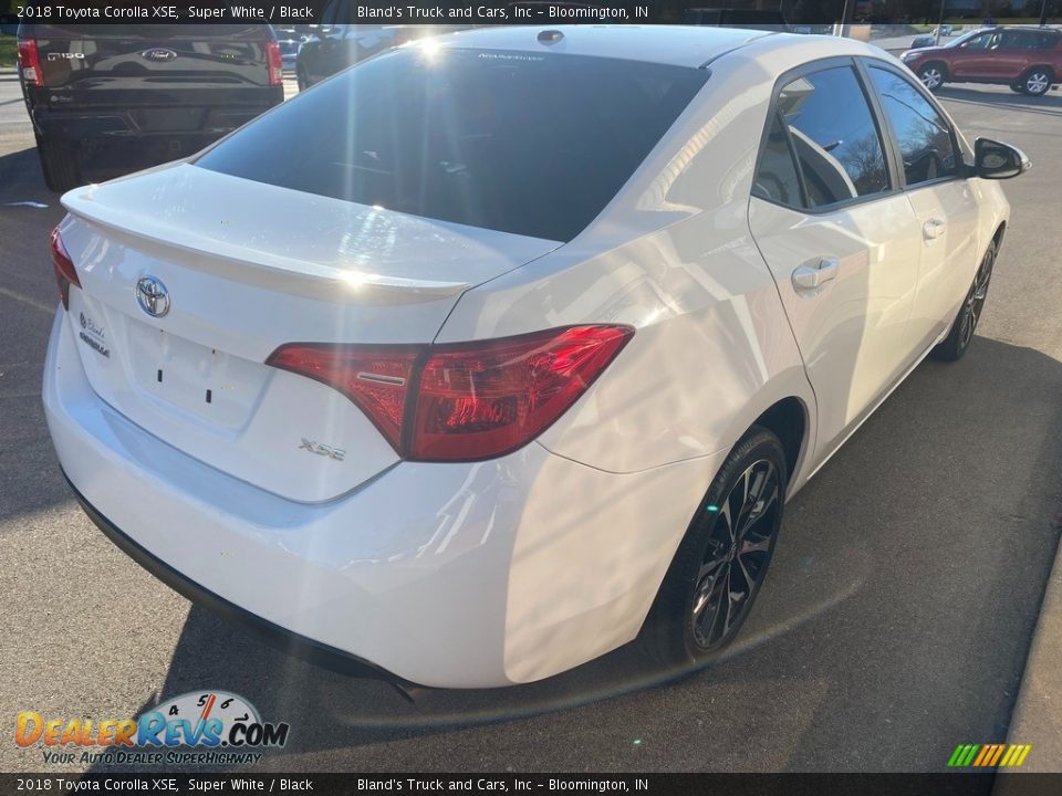 2018 Toyota Corolla XSE Super White / Black Photo #5