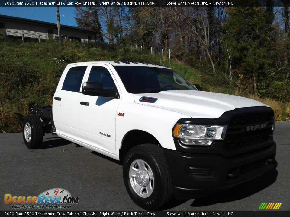 2020 Ram 2500 Tradesman Crew Cab 4x4 Chassis Bright White / Black/Diesel Gray Photo #4