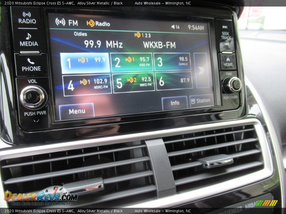 Audio System of 2020 Mitsubishi Eclipse Cross ES S-AWC Photo #17