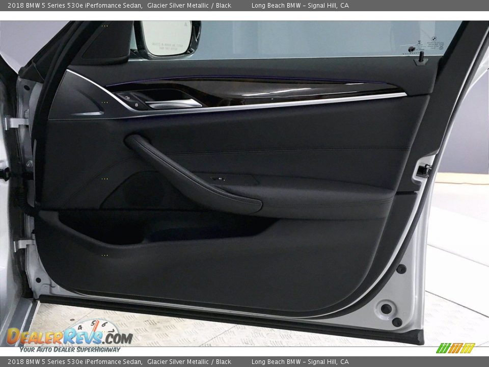 2018 BMW 5 Series 530e iPerfomance Sedan Glacier Silver Metallic / Black Photo #24