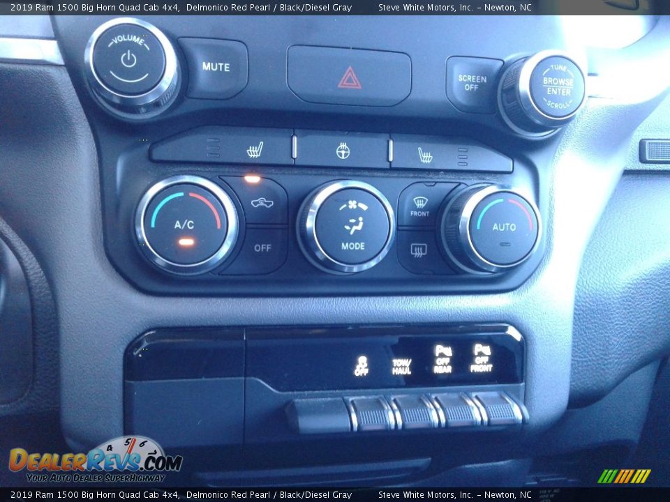 2019 Ram 1500 Big Horn Quad Cab 4x4 Delmonico Red Pearl / Black/Diesel Gray Photo #26
