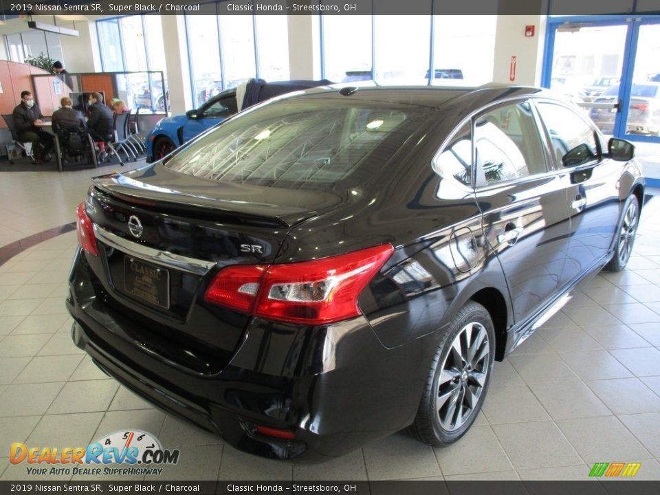 2019 Nissan Sentra SR Super Black / Charcoal Photo #7