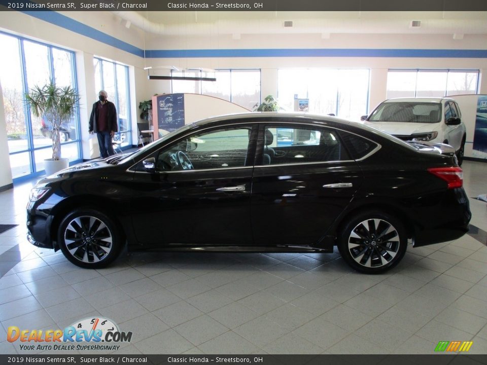 2019 Nissan Sentra SR Super Black / Charcoal Photo #10