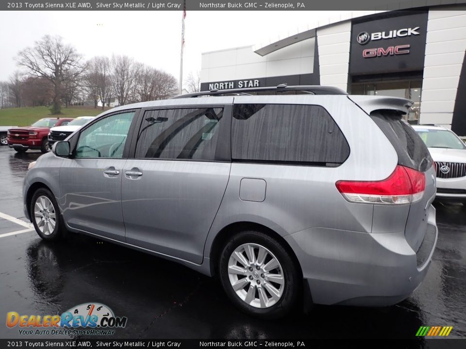 2013 Toyota Sienna XLE AWD Silver Sky Metallic / Light Gray Photo #13