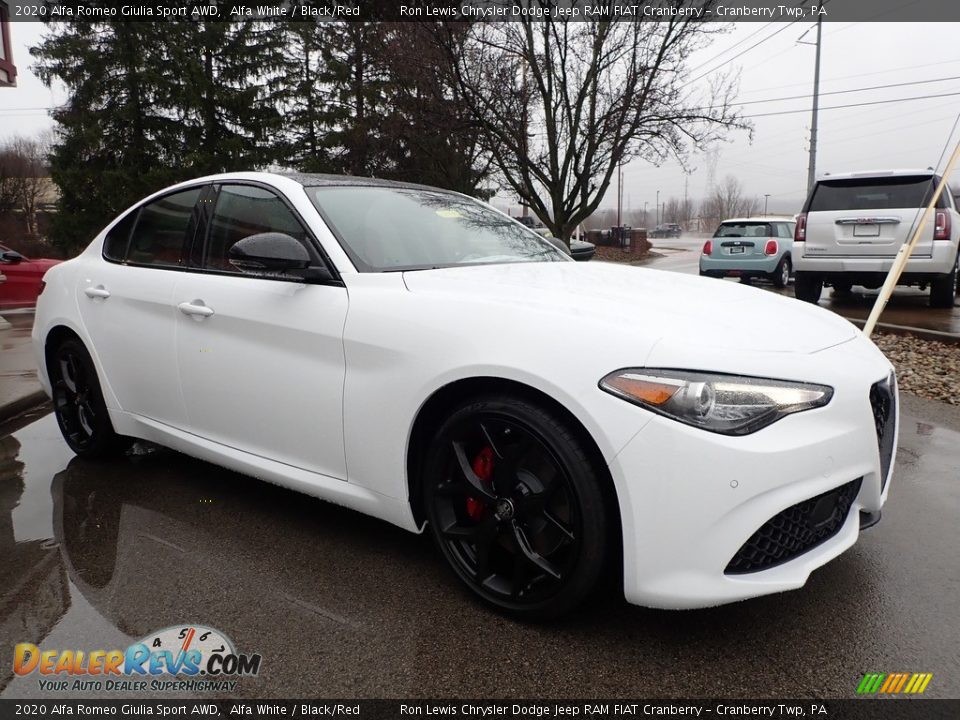 2020 Alfa Romeo Giulia Sport AWD Alfa White / Black/Red Photo #3