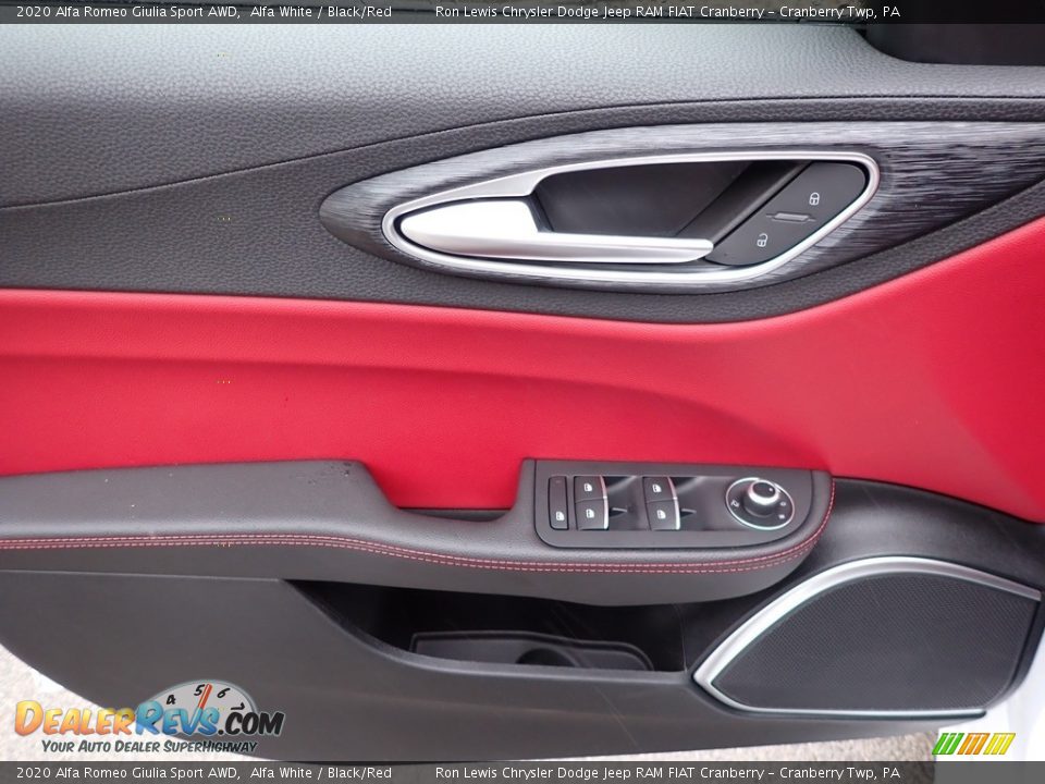 2020 Alfa Romeo Giulia Sport AWD Alfa White / Black/Red Photo #15