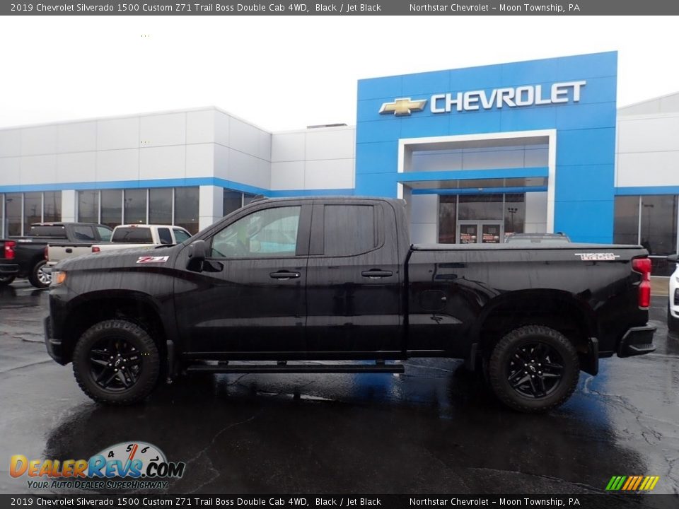 2019 Chevrolet Silverado 1500 Custom Z71 Trail Boss Double Cab 4WD Black / Jet Black Photo #3