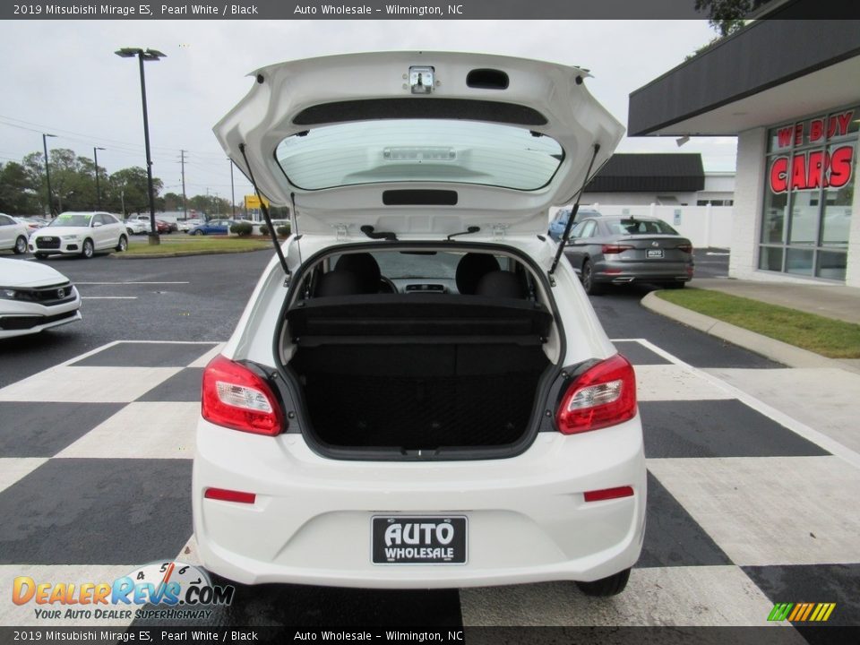 2019 Mitsubishi Mirage ES Pearl White / Black Photo #5