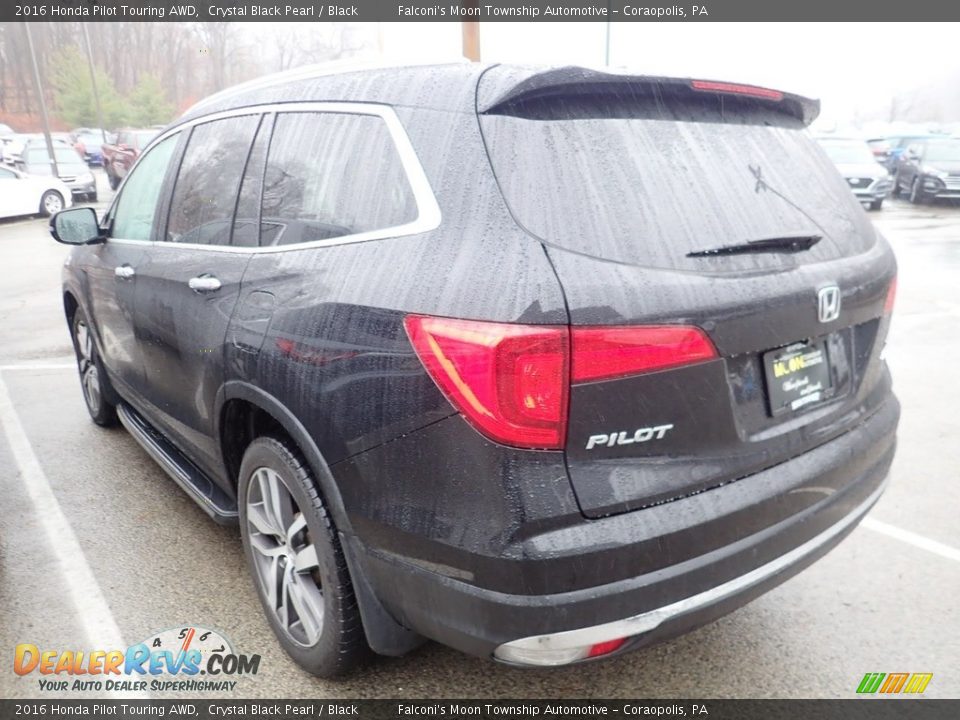 2016 Honda Pilot Touring AWD Crystal Black Pearl / Black Photo #2