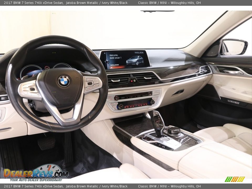 2017 BMW 7 Series 740i xDrive Sedan Jatoba Brown Metallic / Ivory White/Black Photo #9