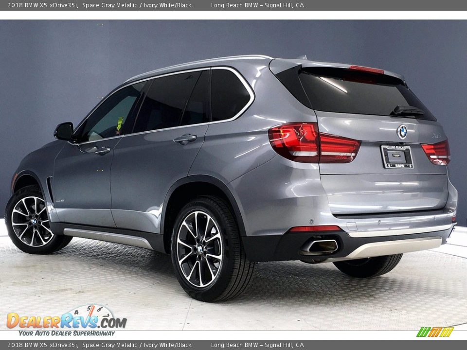 2018 BMW X5 xDrive35i Space Gray Metallic / Ivory White/Black Photo #10