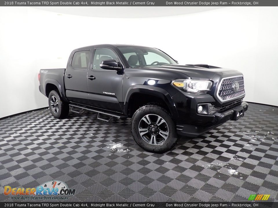 2018 Toyota Tacoma TRD Sport Double Cab 4x4 Midnight Black Metallic / Cement Gray Photo #4