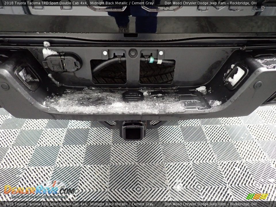 2018 Toyota Tacoma TRD Sport Double Cab 4x4 Midnight Black Metallic / Cement Gray Photo #14