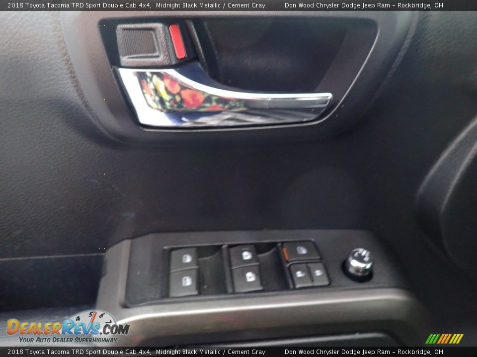 2018 Toyota Tacoma TRD Sport Double Cab 4x4 Midnight Black Metallic / Cement Gray Photo #29