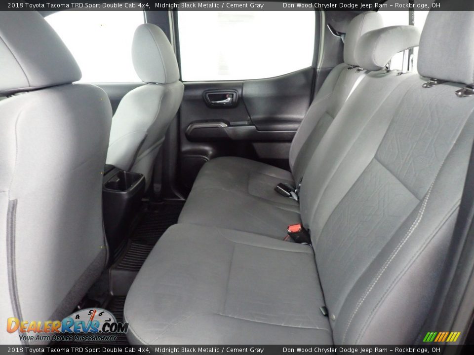 2018 Toyota Tacoma TRD Sport Double Cab 4x4 Midnight Black Metallic / Cement Gray Photo #35